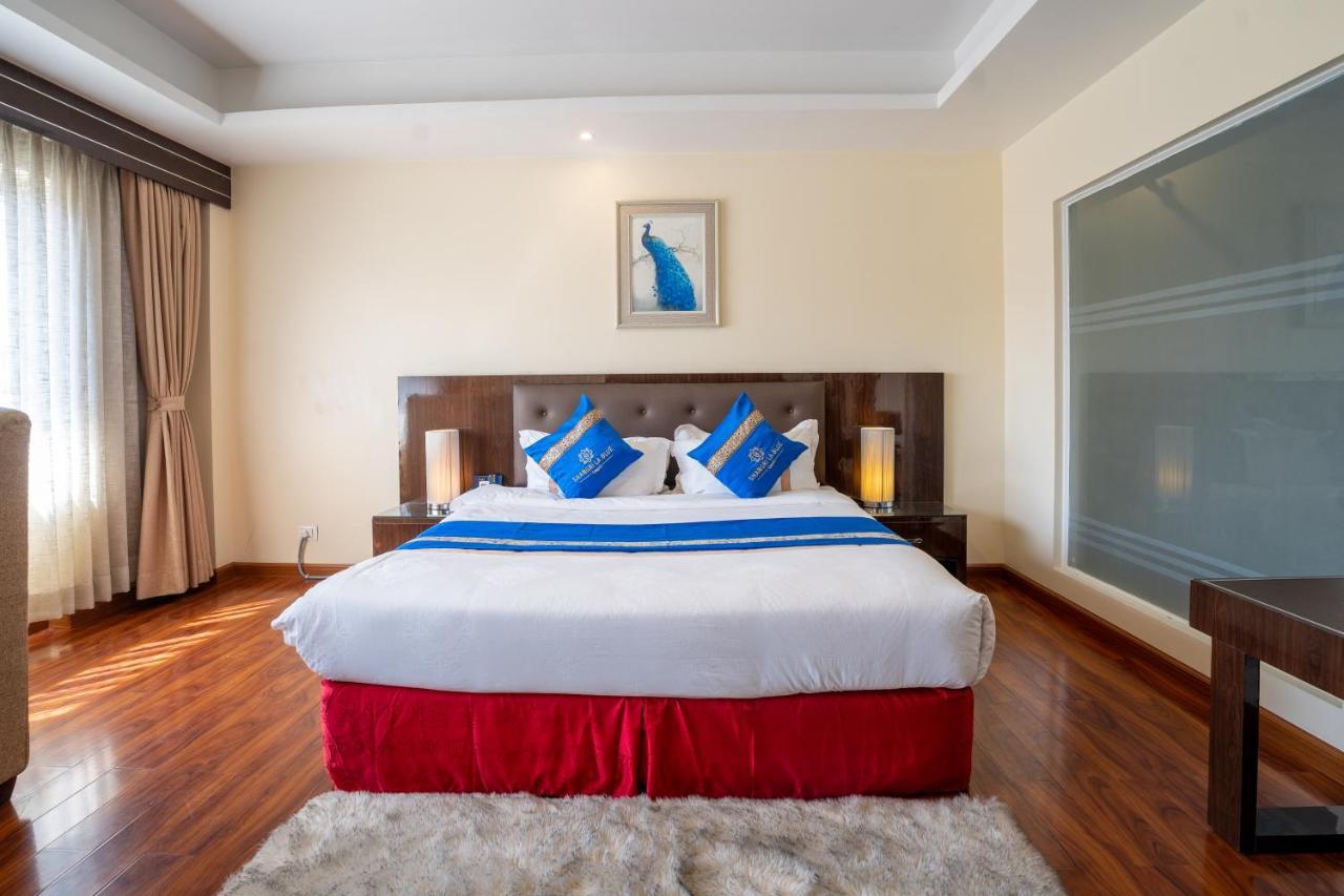 พาเล็ต - แชงกรีลา บลู โฮเต็ล Hotel Lalitpur ภายนอก รูปภาพ